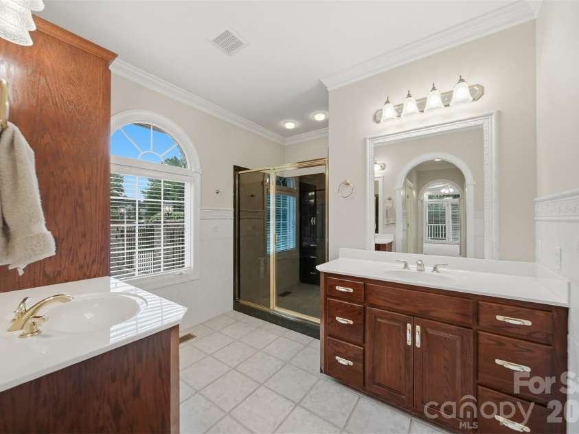 18 Mallard Court, Granite Falls, NC 28630.  MLS# CAR4391834, YatesRealty ID 32617. 