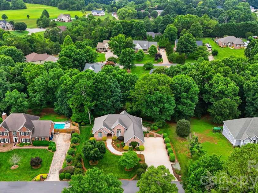 18 Mallard Court, Granite Falls, NC 28630.  MLS# CAR4391834, YatesRealty ID 32617. 