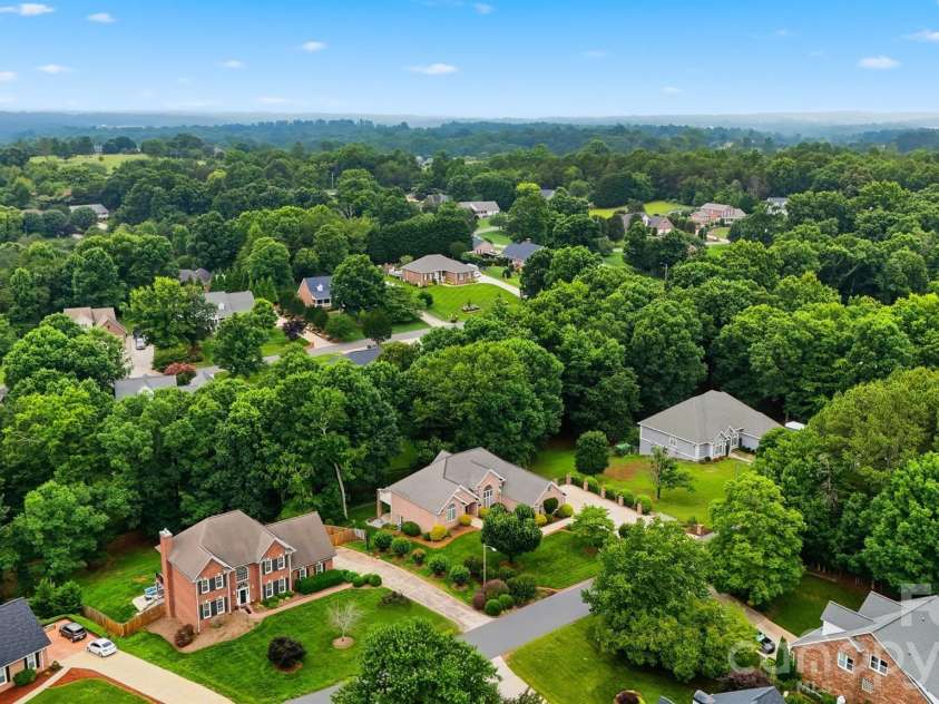 18 Mallard Court, Granite Falls, NC 28630.  MLS# CAR4391834, YatesRealty ID 32617. 