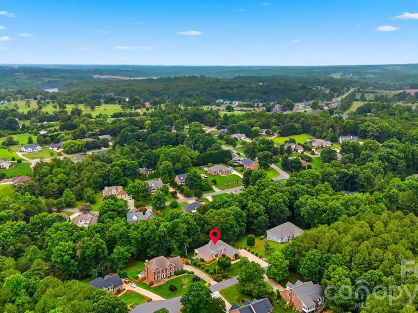 18 Mallard Court, Granite Falls, NC 28630.  MLS# CAR4391834, YatesRealty ID 32617. 