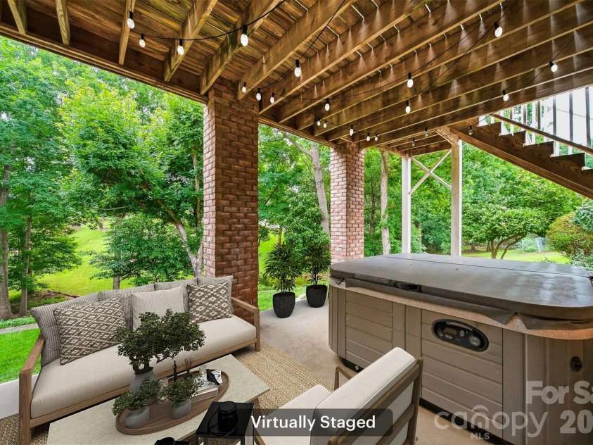 18 Mallard Court, Granite Falls, NC 28630.  MLS# CAR4391834, YatesRealty ID 32617. 