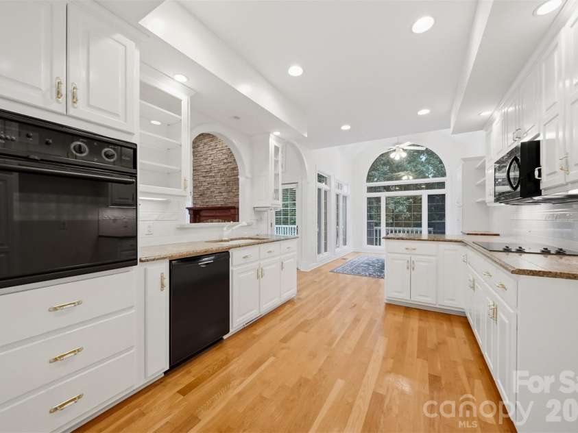 18 Mallard Court, Granite Falls, NC 28630.  MLS# CAR4391834, YatesRealty ID 32617. 