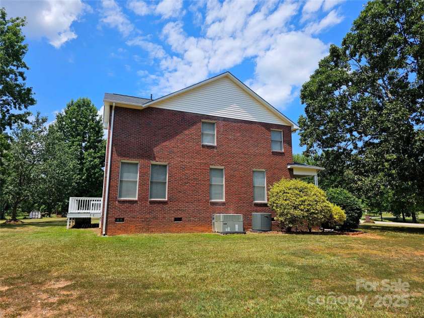 3486 Victorian Hills Drive, Richburg, SC 29729.  MLS# CAR4277064, YatesRealty ID 32618. 