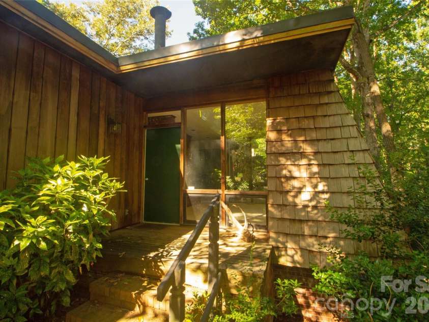 2638 Rolling Hills Drive, Monroe, NC 28110.  MLS# CAR4394198, YatesRealty ID 32619. Front porch