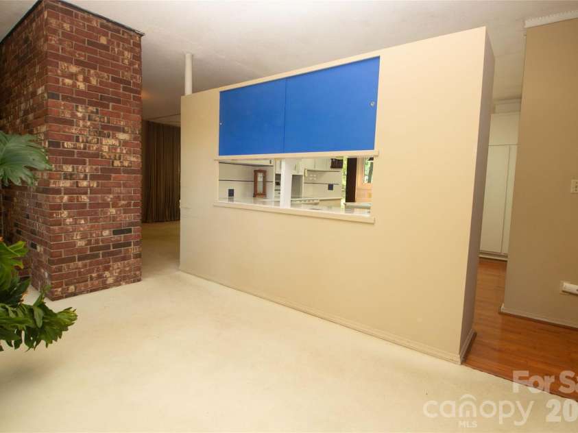 2638 Rolling Hills Drive, Monroe, NC 28110.  MLS# CAR4394198, YatesRealty ID 32619. The kitchen is adjacent to the dining area.