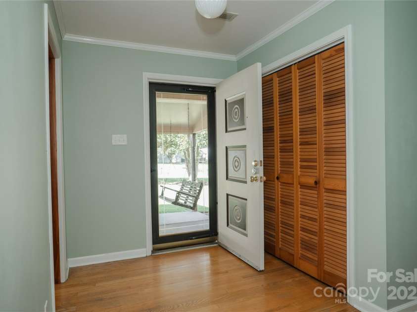 5075 Lakeview Drive, Salisbury, NC 28147.  MLS# CAR4288802, YatesRealty ID 32619. 