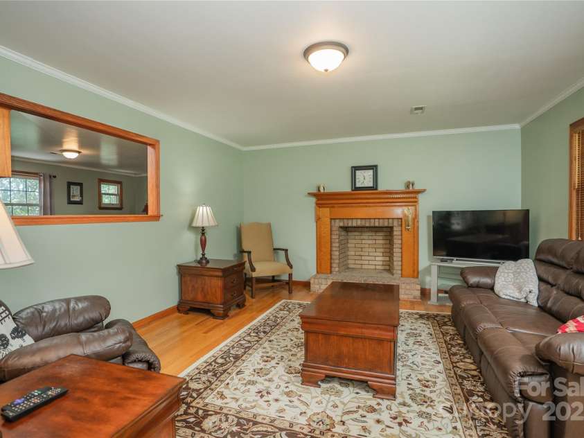 5075 Lakeview Drive, Salisbury, NC 28147.  MLS# CAR4288802, YatesRealty ID 32619. 