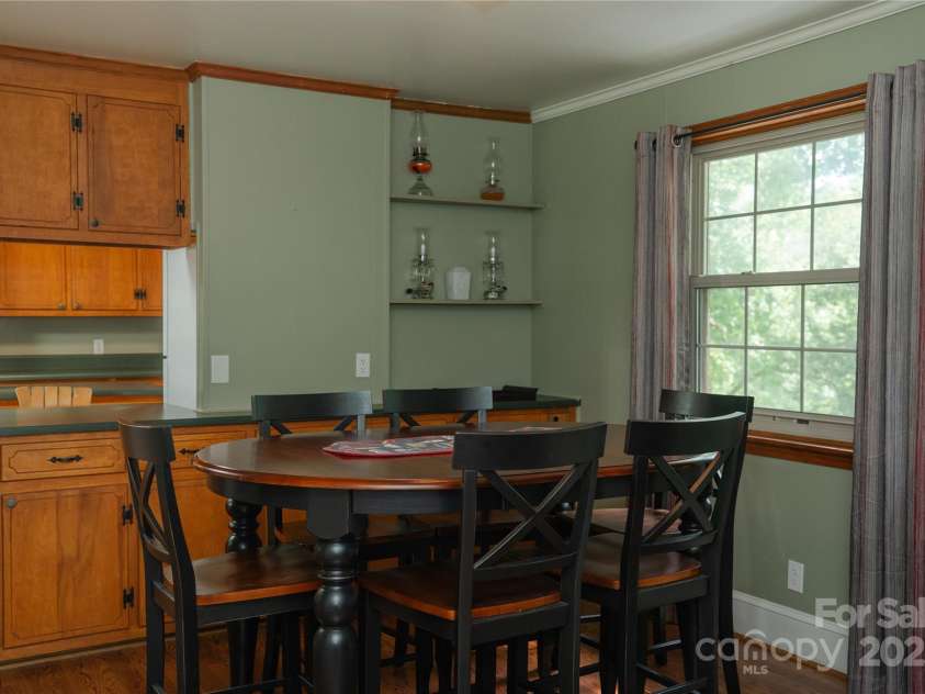5075 Lakeview Drive, Salisbury, NC 28147.  MLS# CAR4288802, YatesRealty ID 32619. 