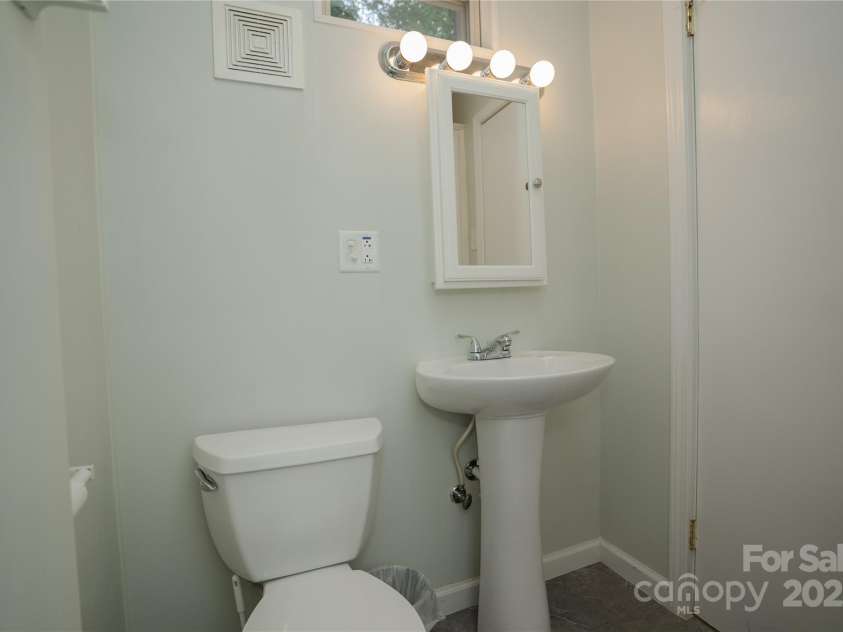 5075 Lakeview Drive, Salisbury, NC 28147.  MLS# CAR4288802, YatesRealty ID 32619. 