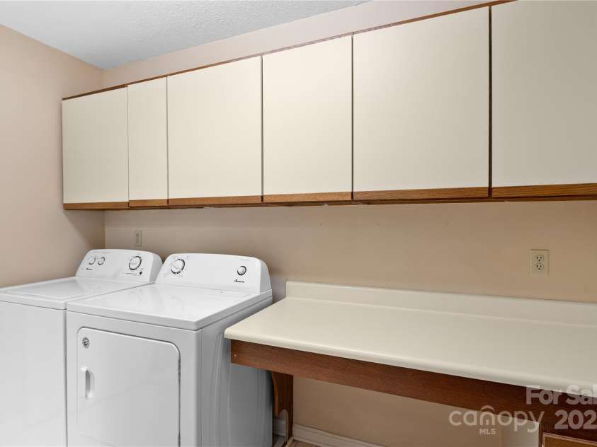131 Jenny Lind Drive, Hendersonville, NC 28791.  MLS# CAR4294642, YatesRealty ID 3262. Utility/Laundry Room