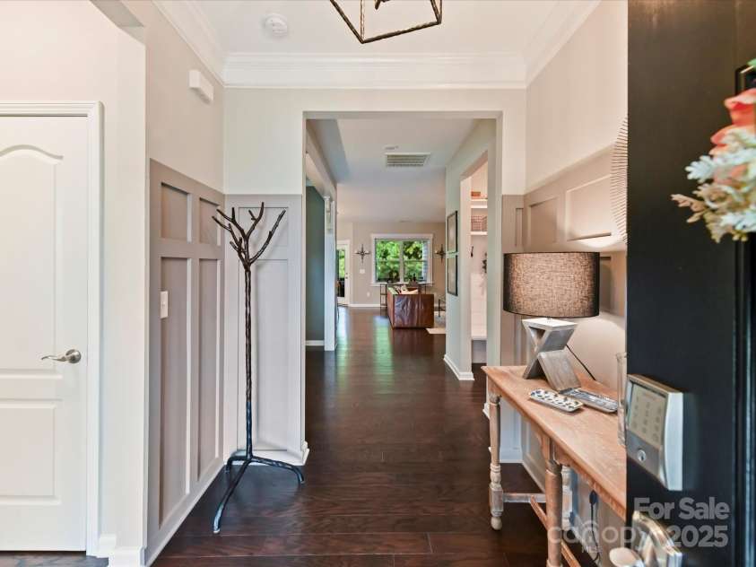 1733 Tranquility Boulevard, Lancaster, SC 29720.  MLS# CAR4275951, YatesRealty ID 32620. Entrance Boasts of Hardwood Flooring, Upgraded Light Fixture and Bishops Paneling