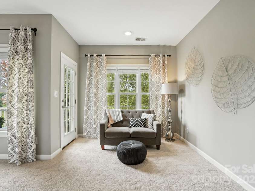 16135 Hallaton Drive, Huntersville, NC 28078.  MLS# CAR4291931, YatesRealty ID 32622. 