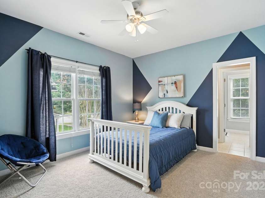 16135 Hallaton Drive, Huntersville, NC 28078.  MLS# CAR4291931, YatesRealty ID 32622. 