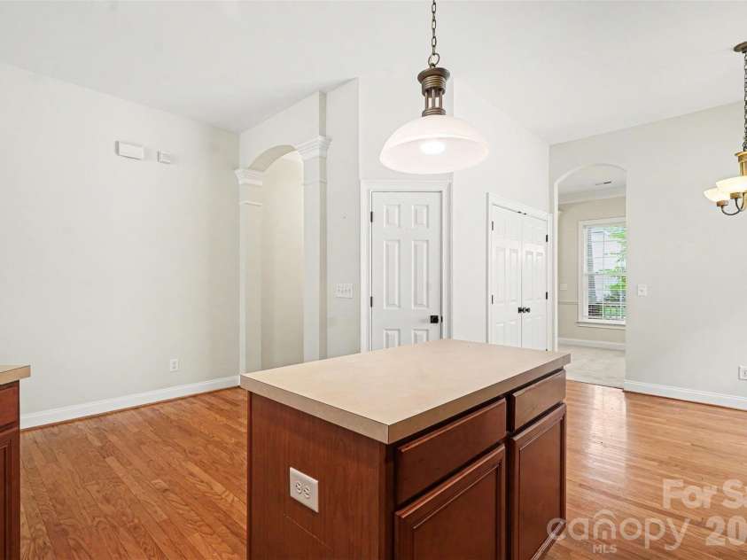 1205 Gainsborough Drive, Matthews, NC 28104.  MLS# CAR4392209, YatesRealty ID 32623. 