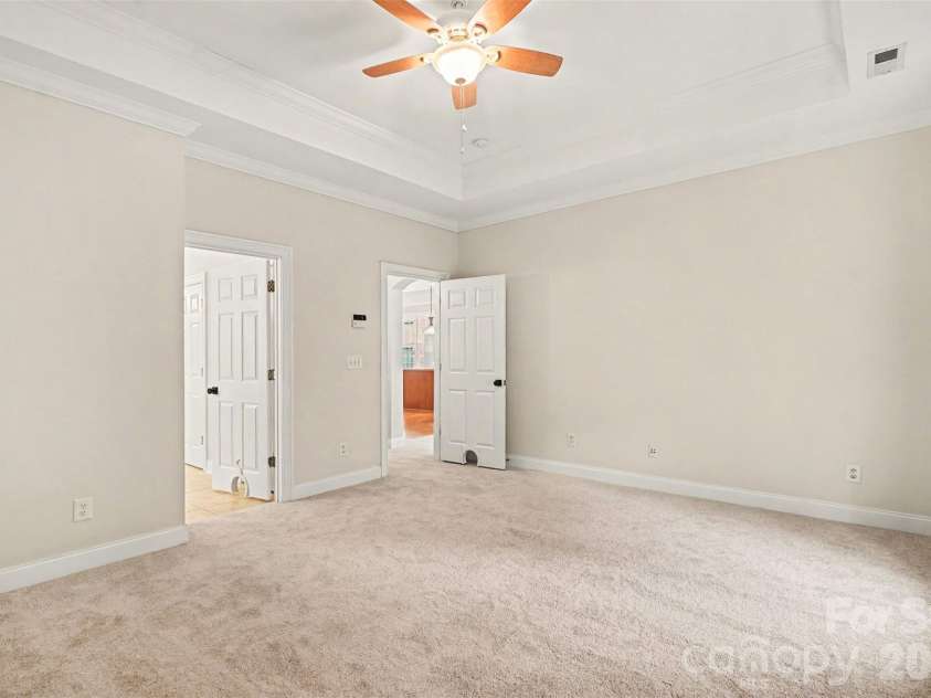 1205 Gainsborough Drive, Matthews, NC 28104.  MLS# CAR4392209, YatesRealty ID 32623. 