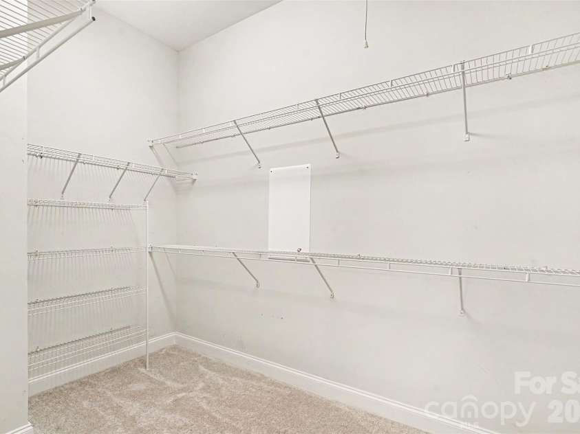 1205 Gainsborough Drive, Matthews, NC 28104.  MLS# CAR4392209, YatesRealty ID 32623. 