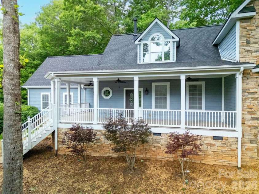 359 Davids Trace, Pisgah Forest, NC 28768.  MLS# CAR4395432, YatesRealty ID 32624. 