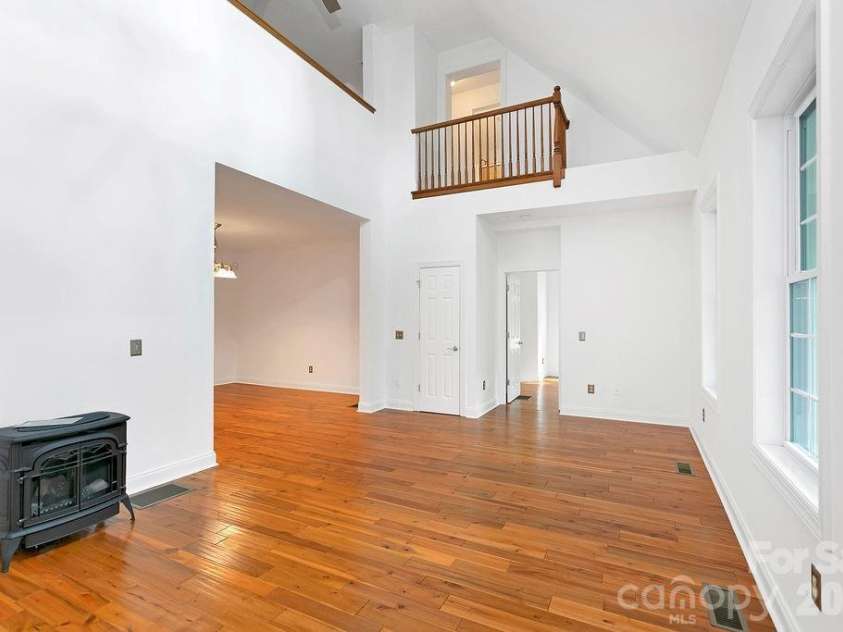 359 Davids Trace, Pisgah Forest, NC 28768.  MLS# CAR4395432, YatesRealty ID 32624. 