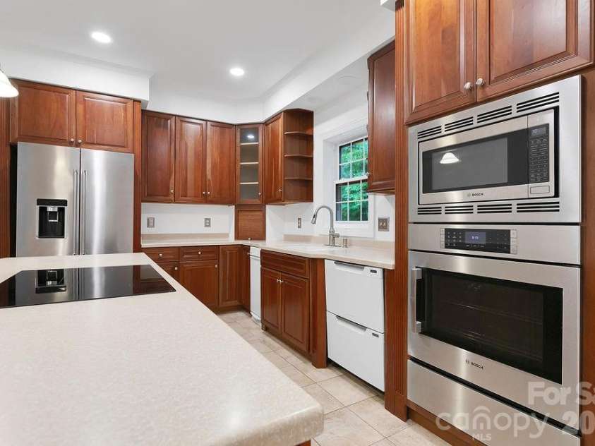 359 Davids Trace, Pisgah Forest, NC 28768.  MLS# CAR4395432, YatesRealty ID 32624. 