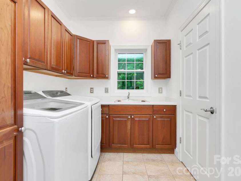 359 Davids Trace, Pisgah Forest, NC 28768.  MLS# CAR4395432, YatesRealty ID 32624. 