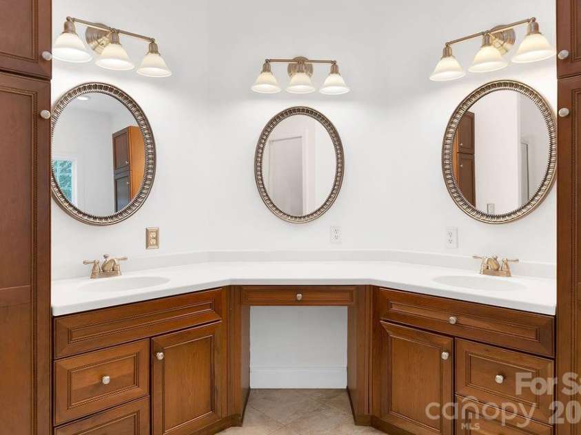 359 Davids Trace, Pisgah Forest, NC 28768.  MLS# CAR4395432, YatesRealty ID 32624. 