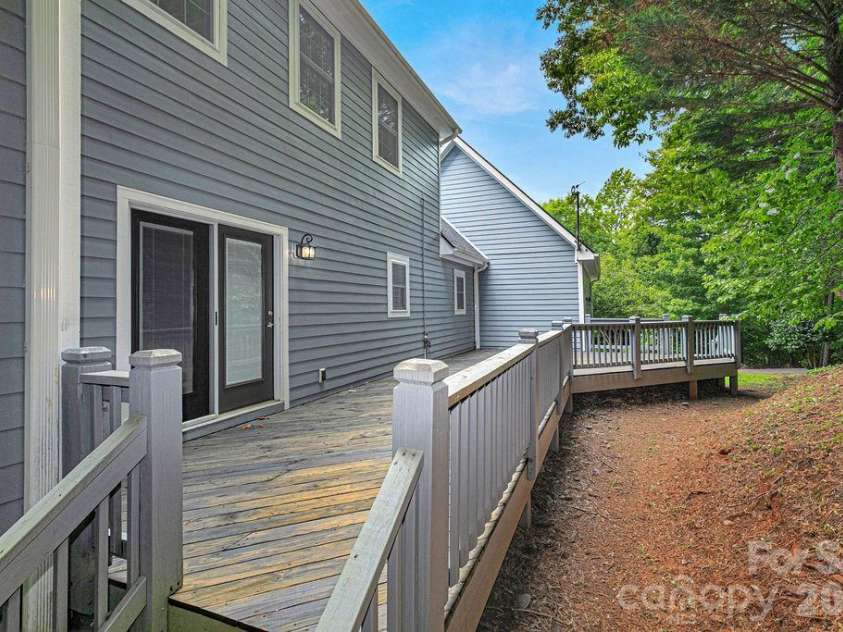 359 Davids Trace, Pisgah Forest, NC 28768.  MLS# CAR4395432, YatesRealty ID 32624. 