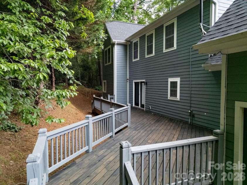 359 Davids Trace, Pisgah Forest, NC 28768.  MLS# CAR4395432, YatesRealty ID 32624. 
