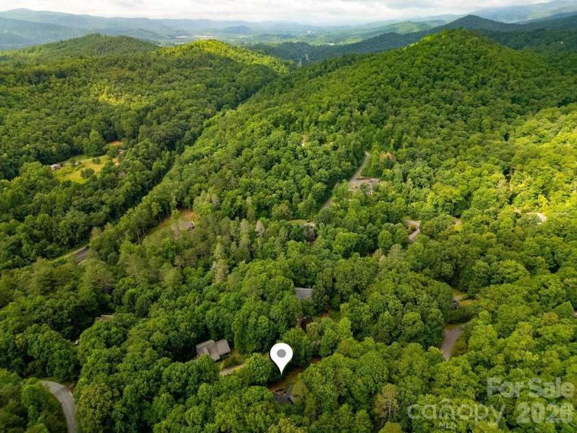 359 Davids Trace, Pisgah Forest, NC 28768.  MLS# CAR4395432, YatesRealty ID 32624. 