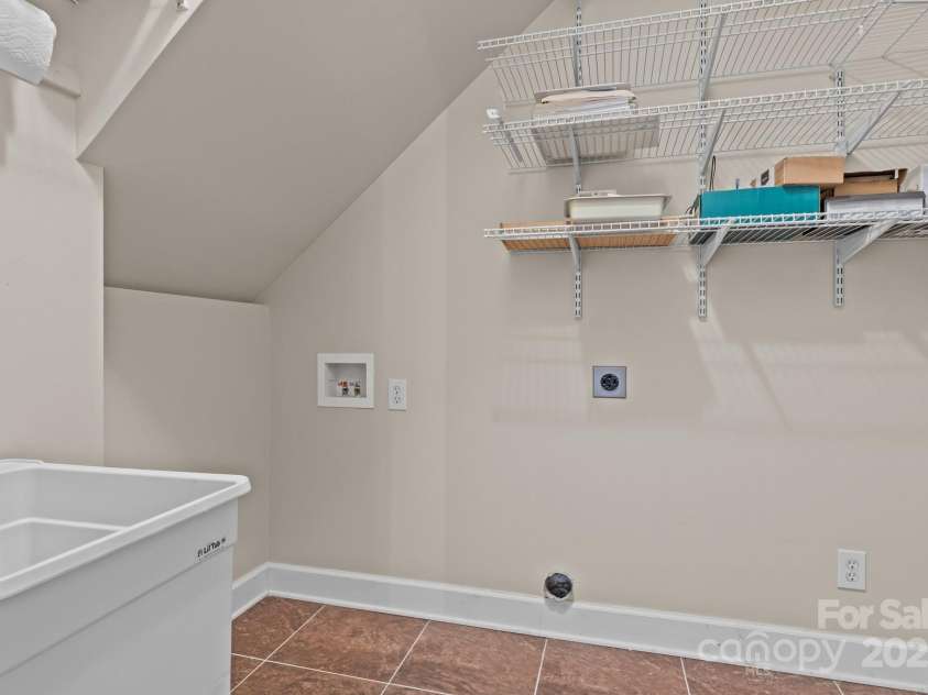 10179 Claybrooke Drive, Charlotte, NC 28262.  MLS# CAR4281474, YatesRealty ID 32627. 