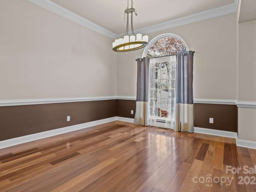 10179 Claybrooke Drive, Charlotte, NC 28262.  MLS# CAR4281474, YatesRealty ID 32627. Dining Room