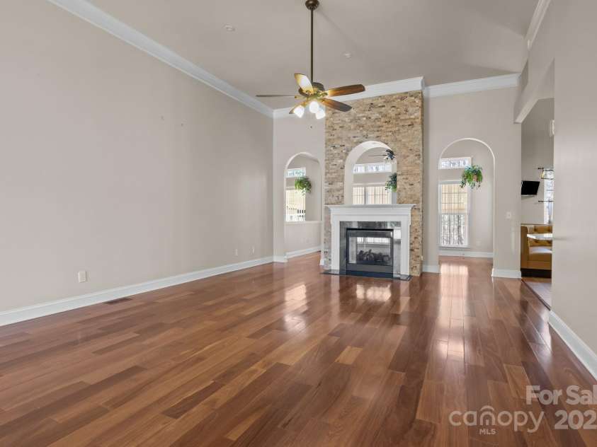 10179 Claybrooke Drive, Charlotte, NC 28262.  MLS# CAR4281474, YatesRealty ID 32627. Living Room