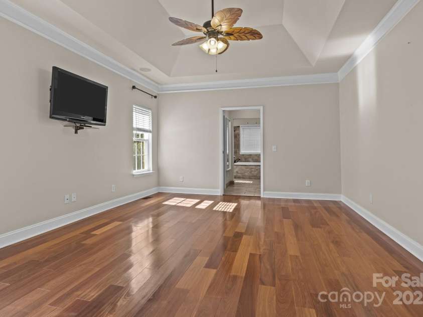 10179 Claybrooke Drive, Charlotte, NC 28262.  MLS# CAR4281474, YatesRealty ID 32627. Primary Bedroom