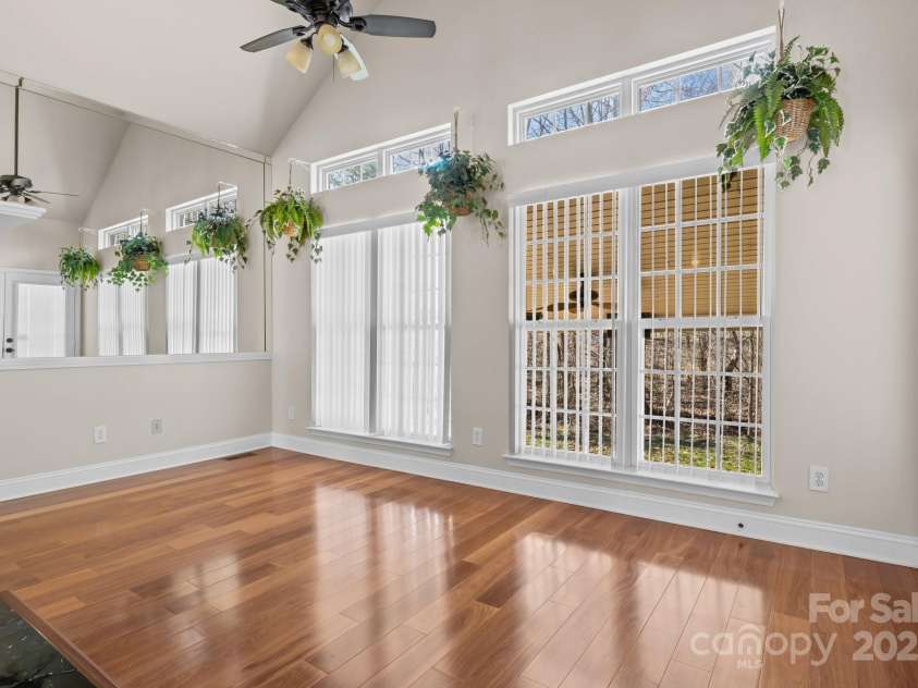 10179 Claybrooke Drive, Charlotte, NC 28262.  MLS# CAR4281474, YatesRealty ID 32627. Sunroom