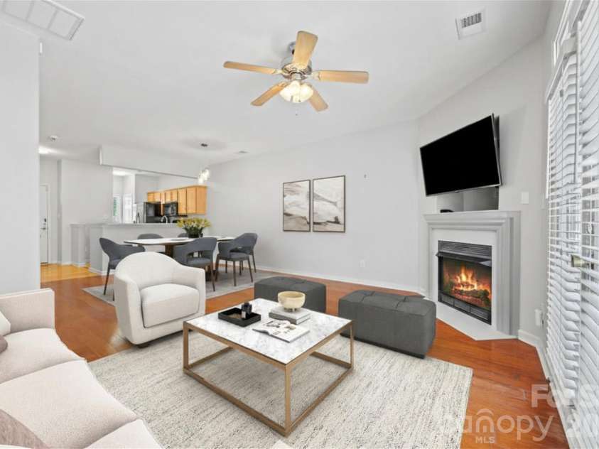 8244 Carob Tree Lane, Charlotte, NC 28215.  MLS# CAR4390168, YatesRealty ID 32627. Virtual Staging