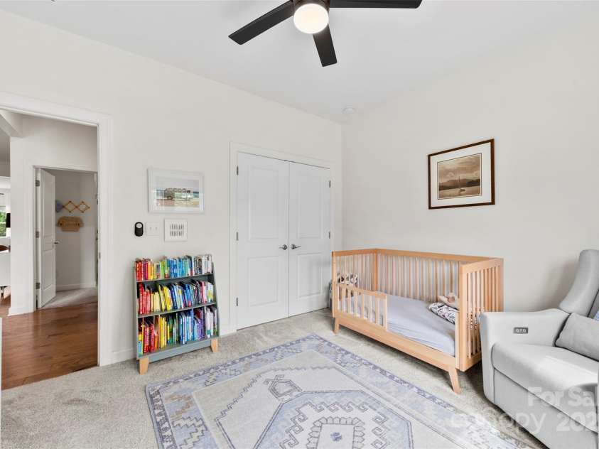 9302 Dufaux Drive, Charlotte, NC 28278.  MLS# CAR4291286, YatesRealty ID 32629. 