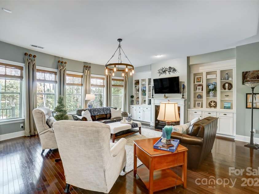 16515 Governors Club Court, Charlotte, NC 28278.  MLS# CAR4204352, YatesRealty ID 3263. 