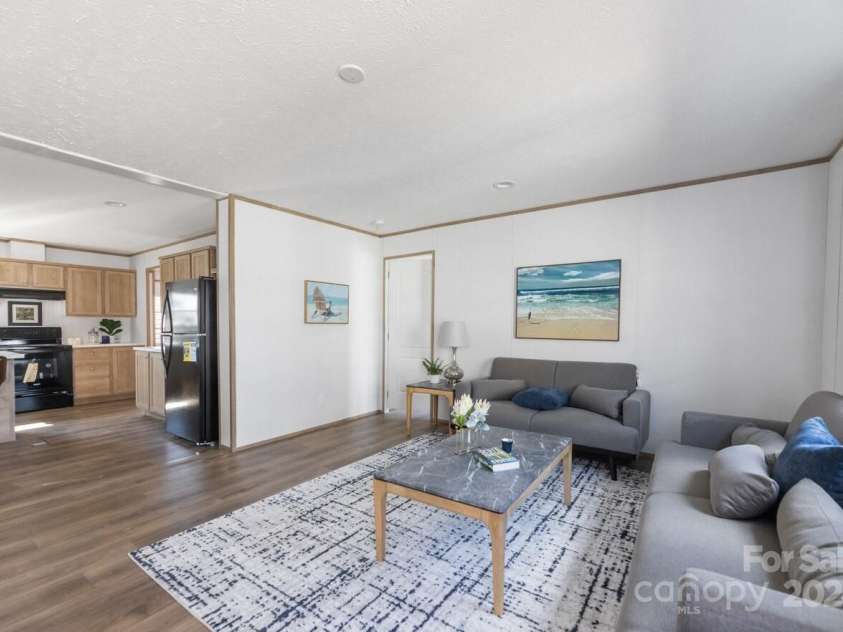 210 Sailwinds Road, Mooresville, NC 28115.  MLS# CAR4200289, YatesRealty ID 3263. 