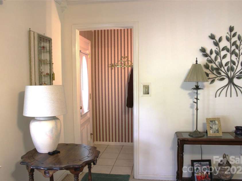 116 Woodbark Lane, Kings Mountain, NC 28086.  MLS# CAR4268258, YatesRealty ID 32630. 