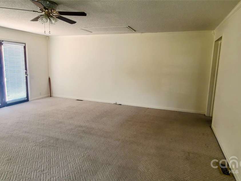 116 Woodbark Lane, Kings Mountain, NC 28086.  MLS# CAR4268258, YatesRealty ID 32630. 