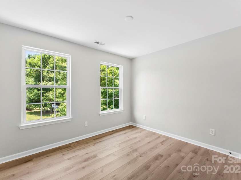 329 Squirrel Lane, Clover, SC 29710.  MLS# CAR4226346, YatesRealty ID 32631. 