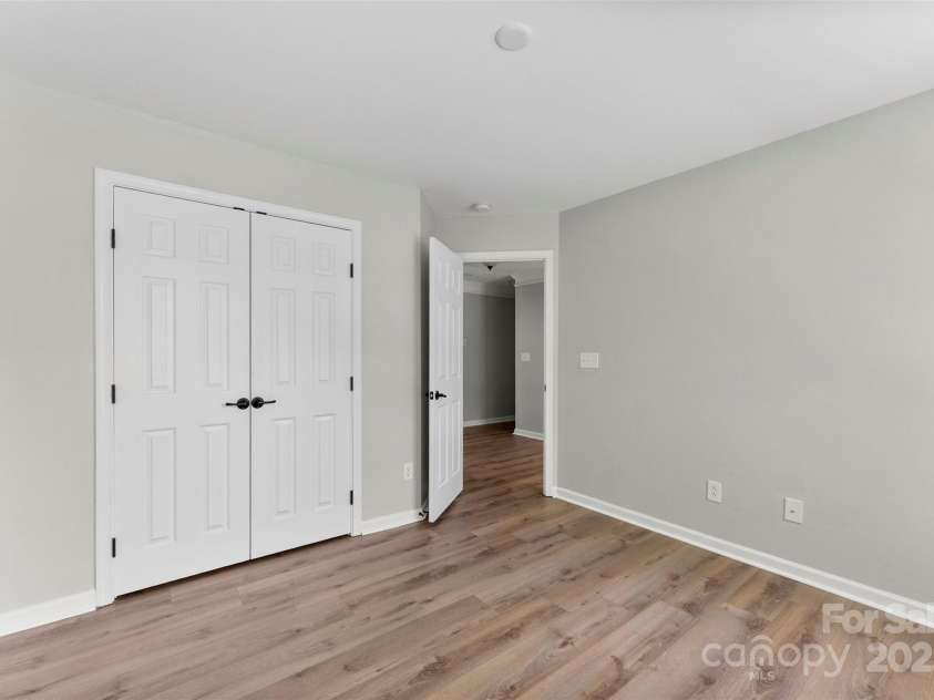 329 Squirrel Lane, Clover, SC 29710.  MLS# CAR4226346, YatesRealty ID 32631. 