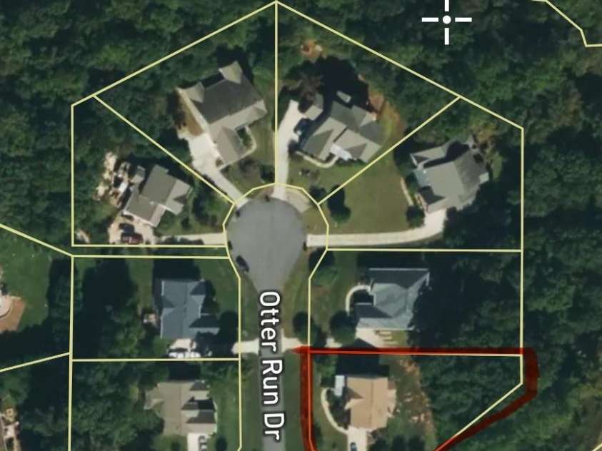 329 Squirrel Lane, Clover, SC 29710.  MLS# CAR4226346, YatesRealty ID 32631. 