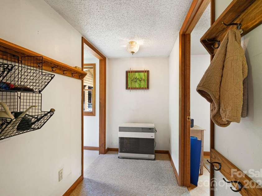 799 Fire Scald Road, Green Mountain, NC 28740.  MLS# CAR4226688, YatesRealty ID 32632. 