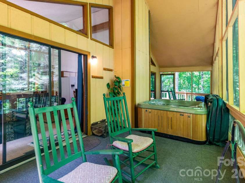86 Mountain Road, Maggie Valley, NC 28751.  MLS# CAR4396107, YatesRealty ID 32632. 