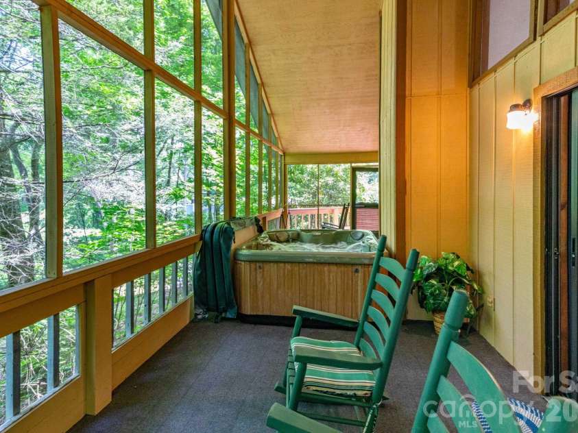 86 Mountain Road, Maggie Valley, NC 28751.  MLS# CAR4396107, YatesRealty ID 32632. 