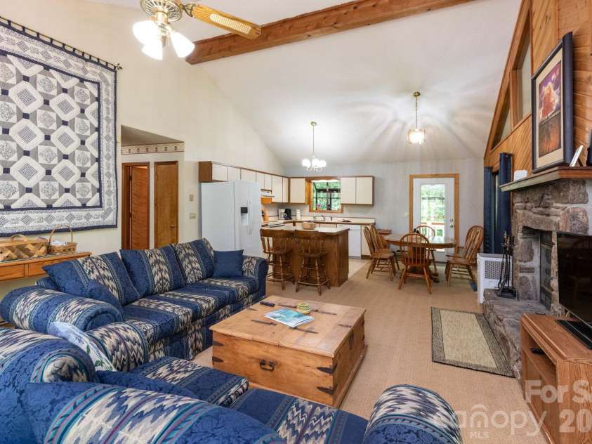 86 Mountain Road, Maggie Valley, NC 28751.  MLS# CAR4396107, YatesRealty ID 32632. 