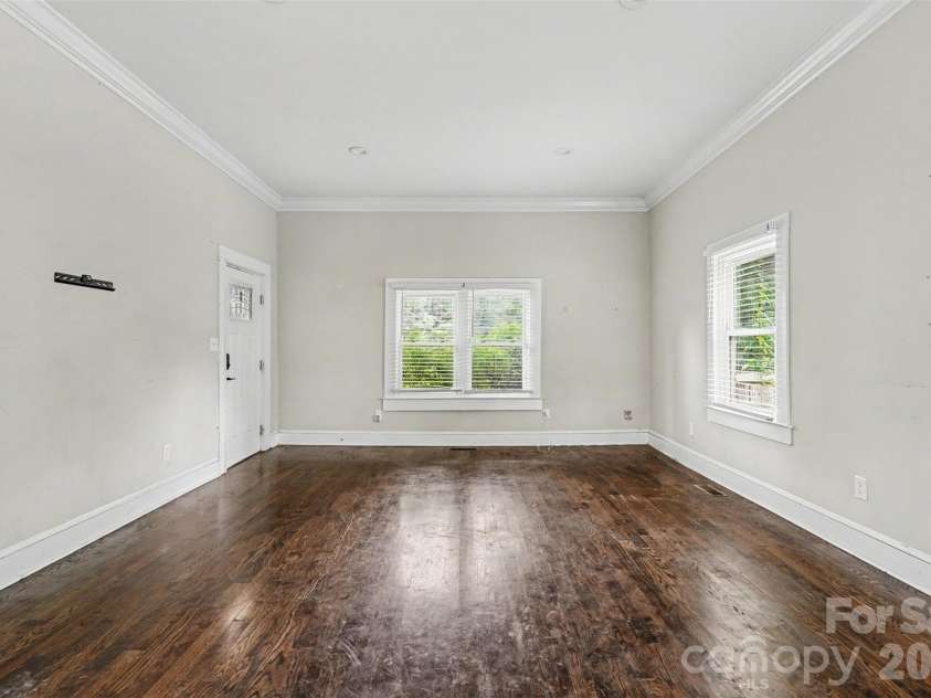 80 Kerr Street, Concord, NC 28025.  MLS# CAR4391109, YatesRealty ID 32634. 