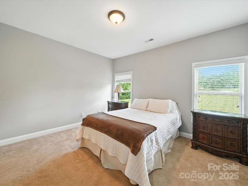 1402 Wynhurst Drive, Waxhaw, NC 28173.  MLS# CAR4290603, YatesRealty ID 32635. 1st floor mother in law suite.