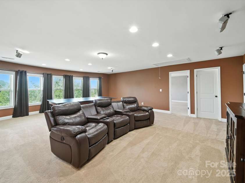 1402 Wynhurst Drive, Waxhaw, NC 28173.  MLS# CAR4290603, YatesRealty ID 32635. 3rd level media/bonus room.