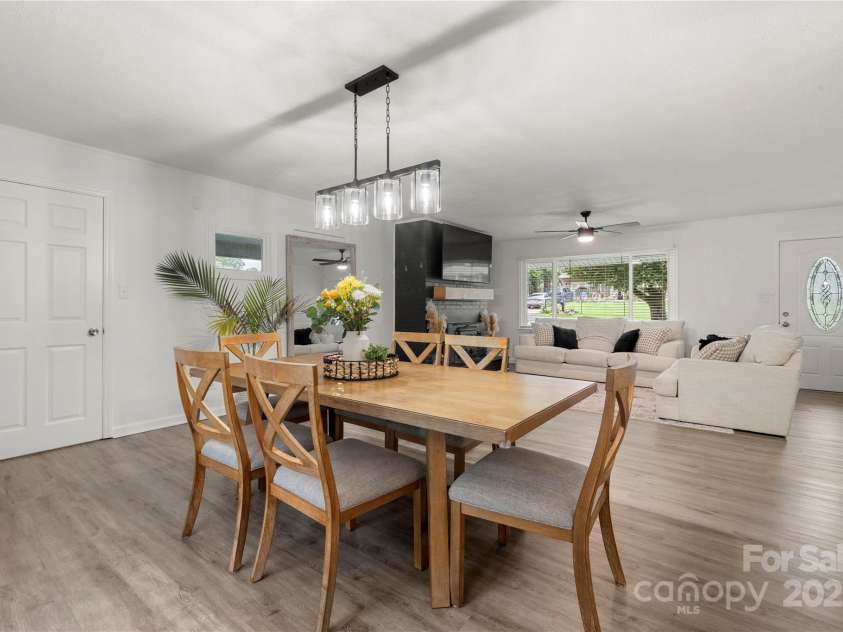 4416 Dawnwood Drive, Gastonia, NC 28056.  MLS# CAR4289964, YatesRealty ID 32637. 